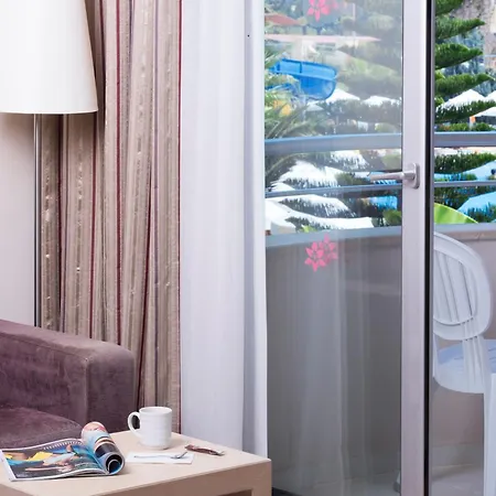 Resort Lilyum & Side