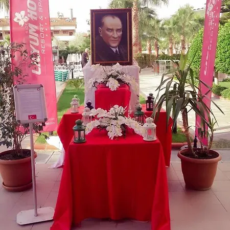 Lilyum & Resort Side