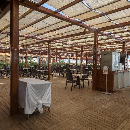 Lilyum & אתר נופש