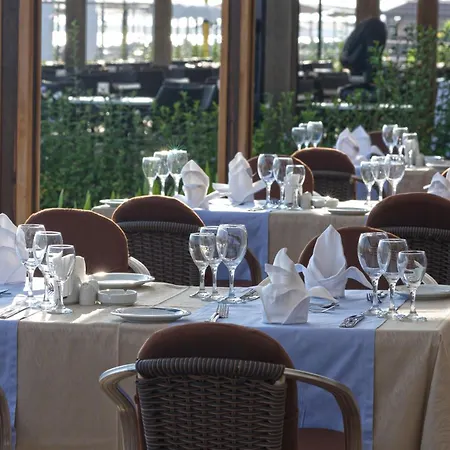 Lilyum & Θέρετρο