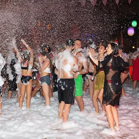 Lilyum & 4* Σιντέ