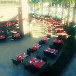 리조트 Lilyum & 4*
